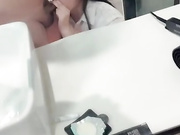 司语女神镜子前爆草学生妹