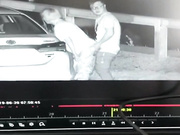 最新网络爆传事件-野性十足的女孩野外车旁和眼睛屌丝男野战啪啪被摄像头录下内部流出 后入怼操 高清720P原版