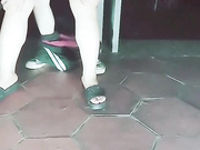 户外三姐妹 3个小姐妹深夜小公园勾引陌生人 3女一男 小公园操B大秀