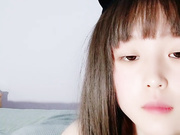 极品颜值清纯系美女为赚钱全裸自慰诱惑娇喘