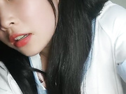 无毛小萝莉鲍鱼骚穴被大黑牛自慰骚穴白浆流出