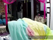 【稀缺資源】居家攝像頭黑客破解拍攝到的豐滿大奶老婆等老公玩了把吃雞後上位猛搖 絕對爽歪歪 露臉高清