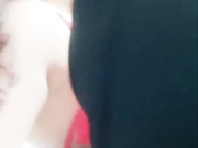 奶茶妹子和炮友舔奶头椅子上骑坐后入抽插