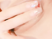 萝莉手指玩弄白虎淫穴掰开看洞洞