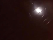 两根手指送她上九重天