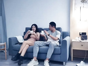 全国探花约包臀裙性感妹子口交舔弄上位骑坐