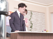 [STARS-738] 地方で大人気！！夕方の情報番組でMCの女子アナウンサーは、生放送中もSEXの事しか考えていない【隠れヤリマン】です。 紗倉まな - 1of5