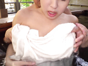 [BANK-113] 巨乳人妻温泉デート 弾ける爆乳天然Jカップみくる30歳 - 4of5